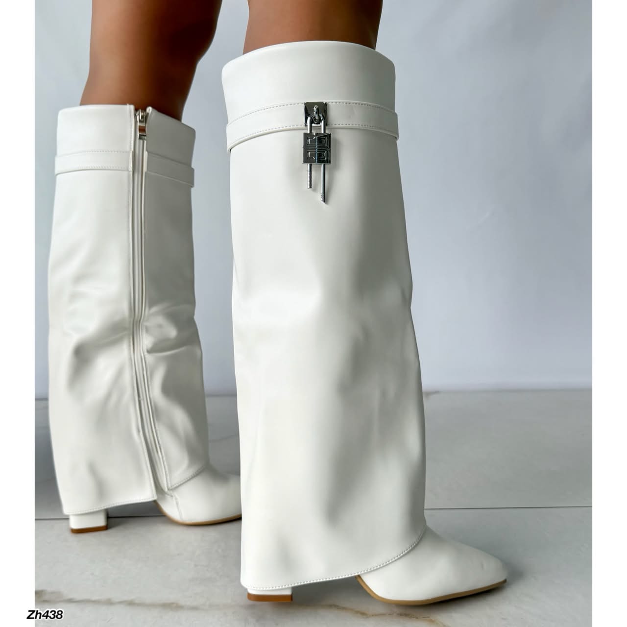 Bota caña alta blanco doblez detalle plateado tacon 10cm HX3079-B9527